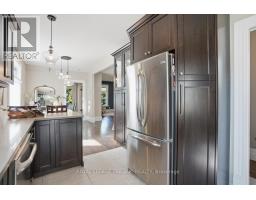 574 PRINCESS AVENUE - 12