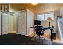 1761 DEVOS DRIVE - 21