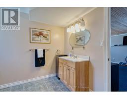 1761 DEVOS DRIVE - 26