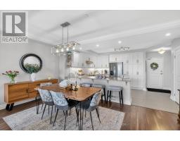 208 - 260 VILLAGEWALK BOULEVARD - 10