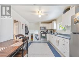 993 MURPHY ROAD W - 11