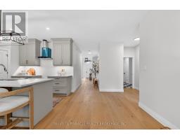 71 BASIL CRESCENT - 17