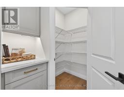 71 BASIL CRESCENT - 22