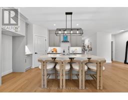71 BASIL CRESCENT - 23
