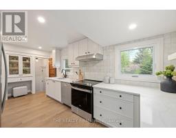 908 DUFFERIN AVENUE - 14