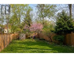 908 DUFFERIN AVENUE - 26