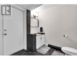 24 BEECHMOUNT CRESCENT - 32