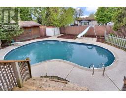 24 BEECHMOUNT CRESCENT - 41
