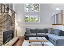24 BEECHMOUNT CRESCENT - 7