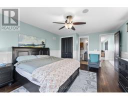 72323 BLUEWATER HIGHWAY - 27