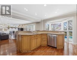 48 TAMARACK CRESCENT - 12