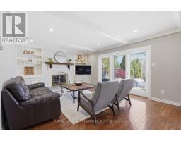 48 TAMARACK CRESCENT - 13