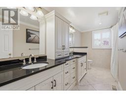 48 TAMARACK CRESCENT - 27