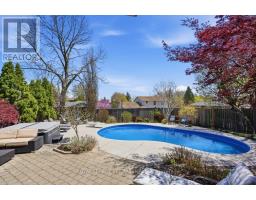 48 TAMARACK CRESCENT - 35