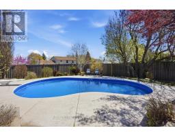48 TAMARACK CRESCENT - 36