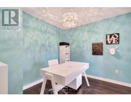 148 SALISBURY DRIVE - 23