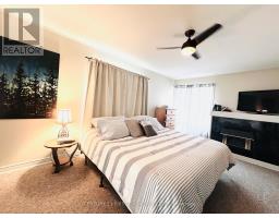 205 ADELAIDE STREET - 10