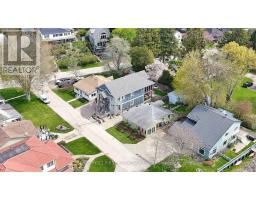 205 ADELAIDE STREET - 19