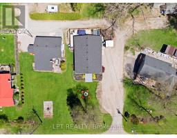 7652 RIVERSIDE DRIVE - 32