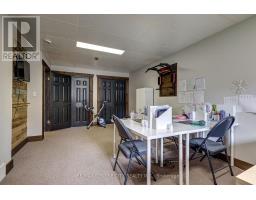 43 SINCLAIR CRESCENT - 31