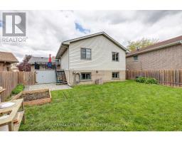 43 SINCLAIR CRESCENT - 42