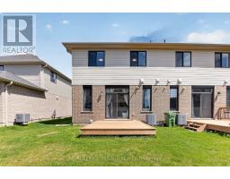 102 CORTLAND TERRACE - 43