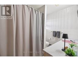 34 COMPTON CRESCENT - 33