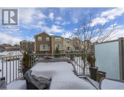 3 - 1850 BEAVERBROOK AVENUE - 10