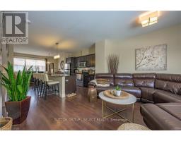 3 - 1850 BEAVERBROOK AVENUE - 11