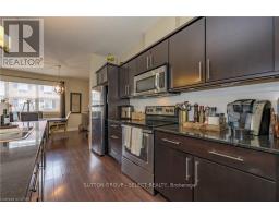 3 - 1850 BEAVERBROOK AVENUE - 13