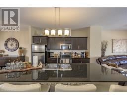 3 - 1850 BEAVERBROOK AVENUE - 15
