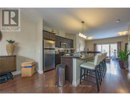 3 - 1850 BEAVERBROOK AVENUE - 19