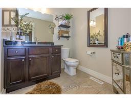 3 - 1850 BEAVERBROOK AVENUE - 23
