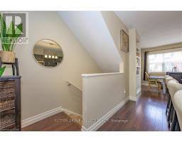 3 - 1850 BEAVERBROOK AVENUE - 5