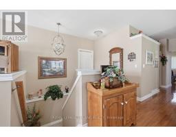 142 - 2025 MEADOWGATE BOULEVARD - 23