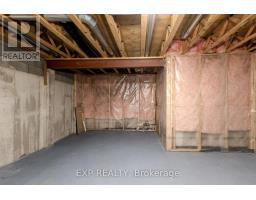 17 - 1337 COMMISSIONERS ROAD W - 31