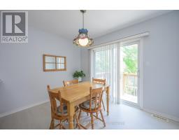 17 - 145 NORTH CENTRE ROAD - 13