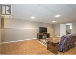 17 - 145 NORTH CENTRE ROAD - 29