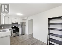 24 - 51 SHOLTO DRIVE - 11