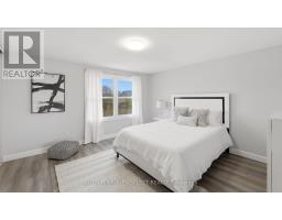 24 - 51 SHOLTO DRIVE - 14