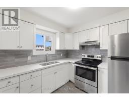 24 - 51 SHOLTO DRIVE - 7
