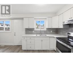 24 - 51 SHOLTO DRIVE - 9