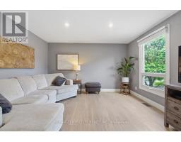 461 EVERGLADE CRESCENT - 8