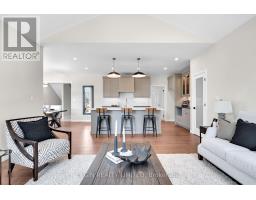 77 HEMLOCK CRESCENT - 14