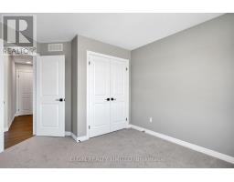 77 HEMLOCK CRESCENT - 24