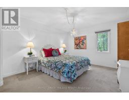 83 BLACKBURN CRESCENT - 31