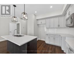 84 - 601 LIONS PARK DRIVE - 10
