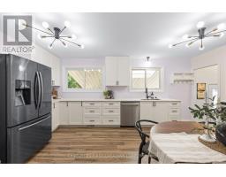 8 KENWOOD CRESCENT - 12