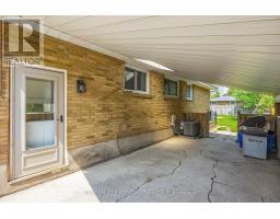 8 KENWOOD CRESCENT - 34