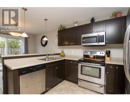 884 REEVES AVENUE - 10